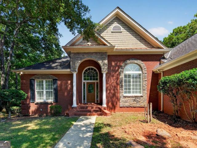 4002 White Oak Lane
