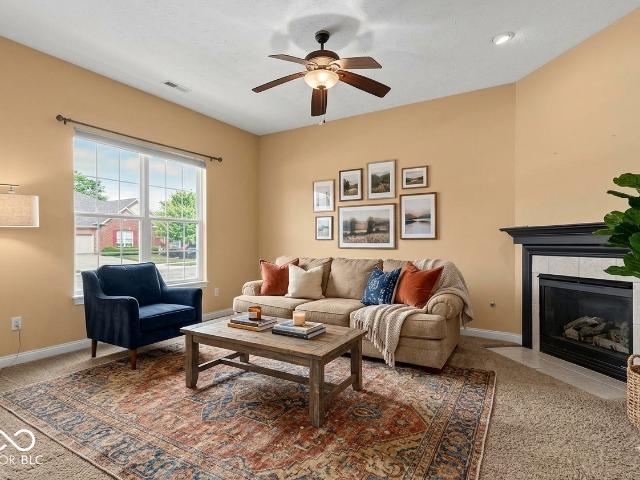 4003 Storrow Way