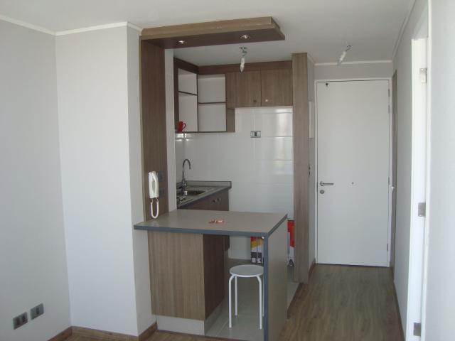 400.000 Luminoso departamento, 30 mts2, 1 dormitorio, Living comedor, cocina amoblada, un baño, considera un estacionamiento, sin bodega, frente a Mall Arauco 993598483 mariaangeli.