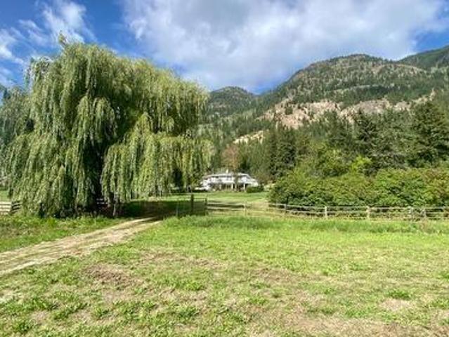 400 Agate Bay Road, Barriere, BC, V0E 2E0 house for sale | Listing ID 10400 | Royal LePage