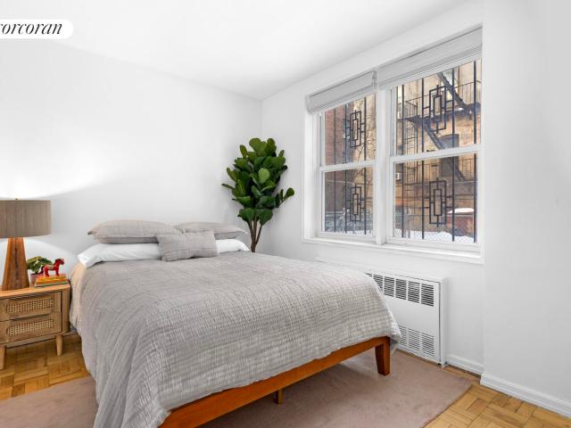 400 E 17th Street 210