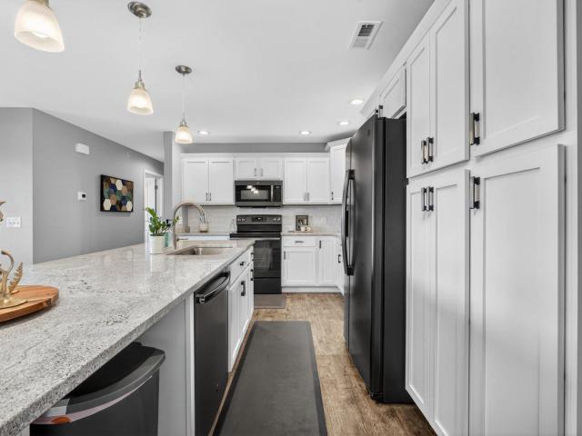 400 E Franklin Street # 204