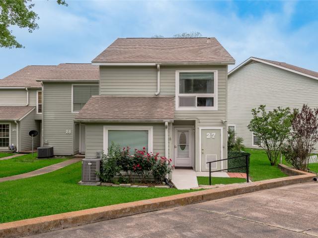 400 Echo Ln, Unit 27, Livingston, TX 77351 | MLS #15871
