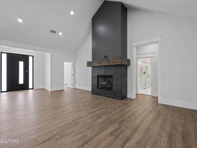 400 Elohi Place