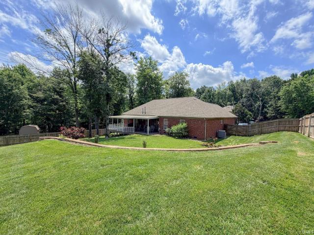 400 Knollview Drive