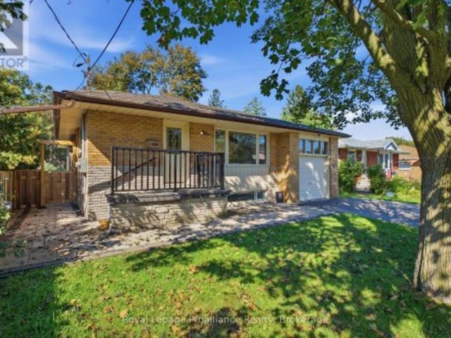 400 Harris Street, Whitby Downtown Whitby, ON, L1N 3C5 house for sale | Listing ID E13754 | Royal LePage