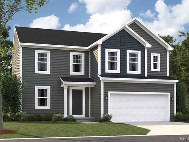 400 Hidden Riv W, Holly, MI 48442