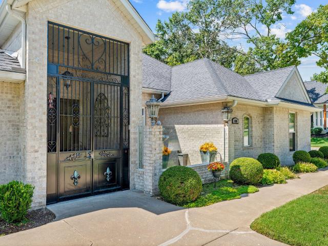 400 Loganberry Road