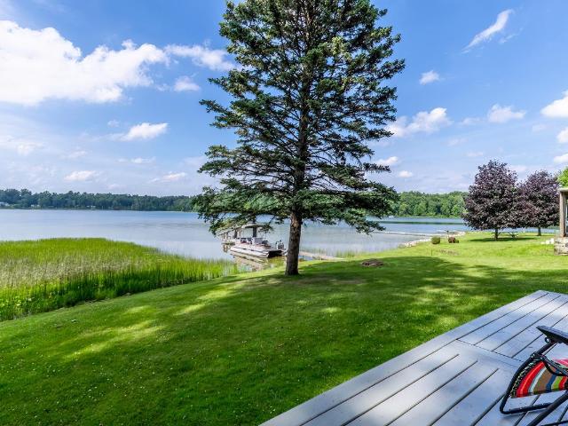 400 Lane 120 Fox Lk