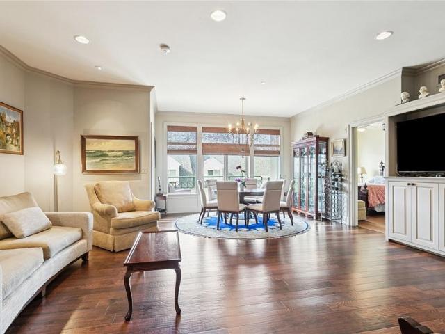 400 Metairie Hammond Highway # 5E