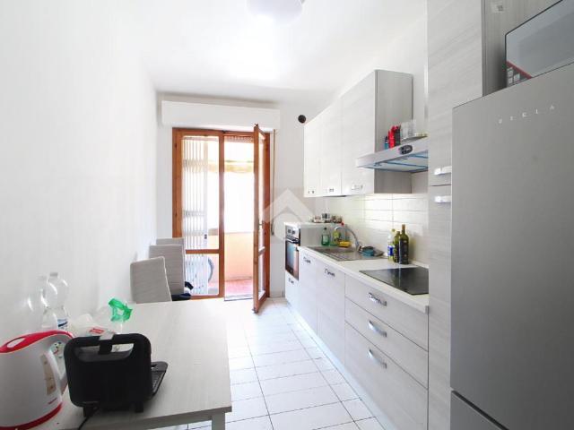 400 / mese, 11 Mq Tecnocasa.it 61215298
