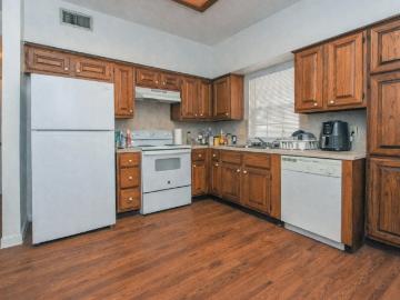 400 Nagle Street 400
