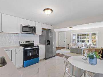 400 Schooner Ave, Jamestown, RI 02835 | MLS #1410
