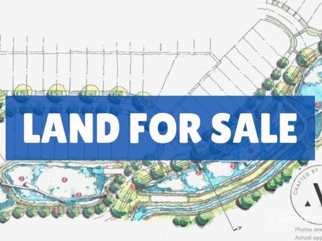 421.6sqm Land with Rain Garden View! Dual Living & Swimming Pool Potential! Contact JACK at 0489 082 888