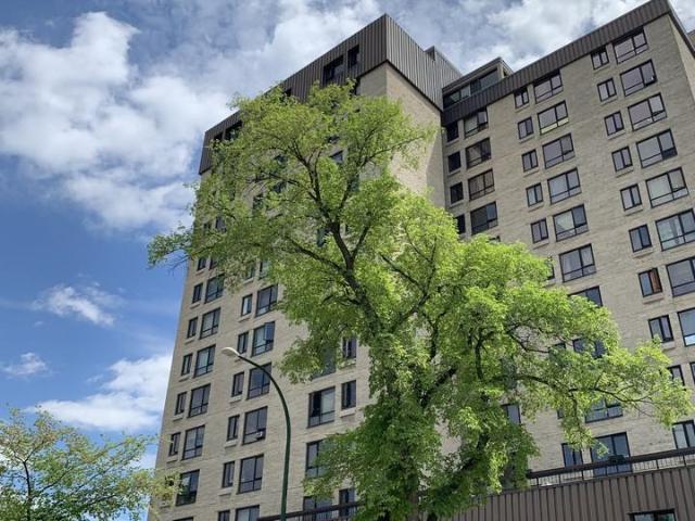 400 Stradbrook Avenue 55+ Apartments Studio Apartment for Rent at 400 Stradbrook Ave, Winnipeg, MB R3L 2P8 River Osborne