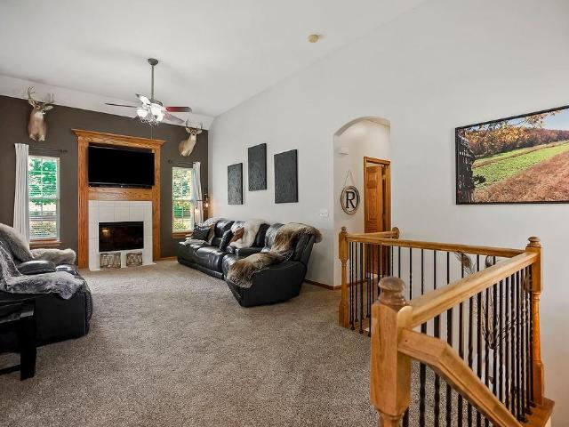 400 SW Horseplay Drive