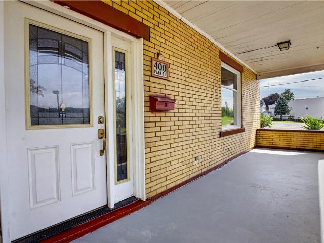 400 Park Rd