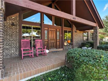 400 Persons St, Stockdale, TX 78160 | MLS #594508