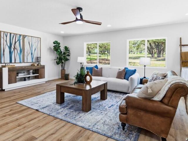 400 Wedgewood Way