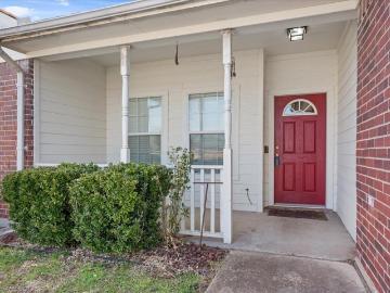 400 Wildcat Dr, Lacy Lakeview, TX 76705 | MLS #21171