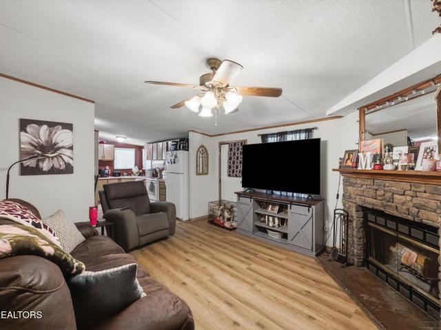 400 Wilkins Ave