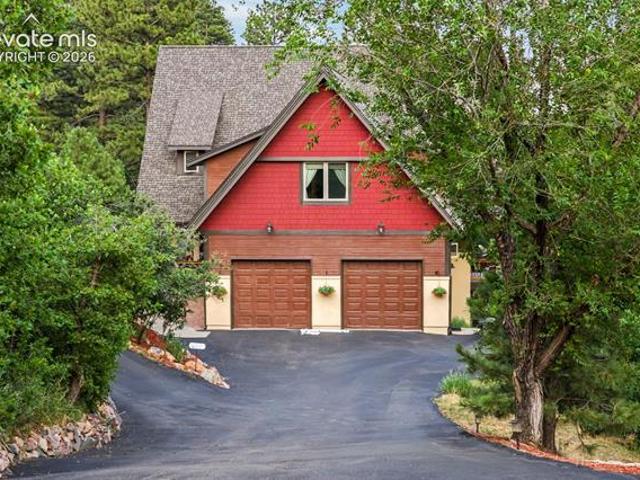 400 Valley Crescent Street
