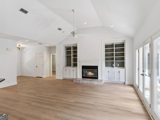 400 Vassar Point Drive