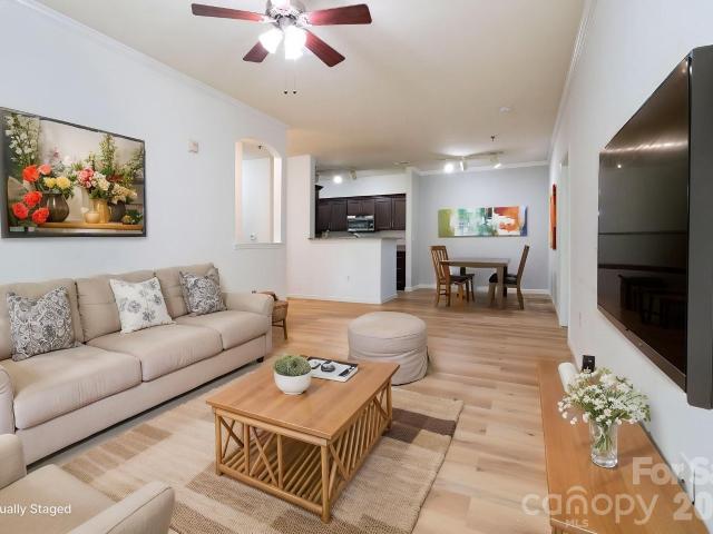 400 Vista Lake Dr, Unit 2, Candler, NC 28715 | MLS #4369