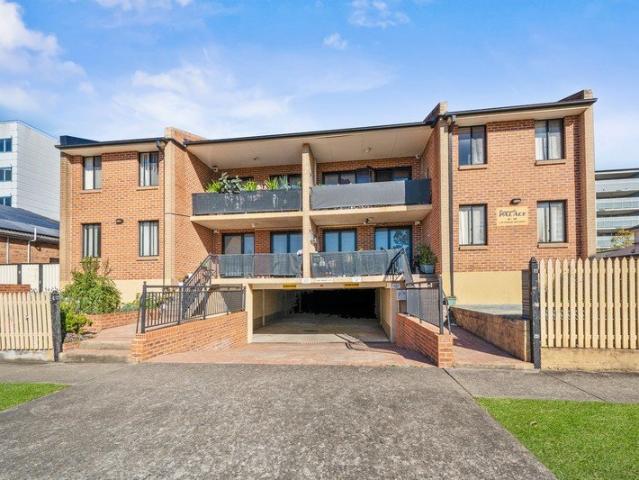 400m to Granville station plus a double lock up garage