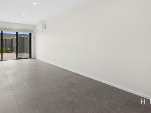 40/14 Grace Munro Crescent, Strathnairn ACT 2615 Townhouse For Rent | Domain