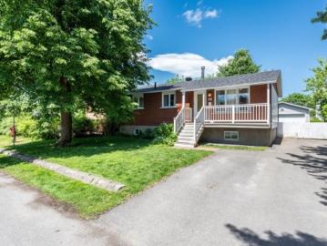 4014 Rue Octave, Laval Fabreville, QC, H7R 5C1 house for sale | Listing ID 17239 | Royal LePage