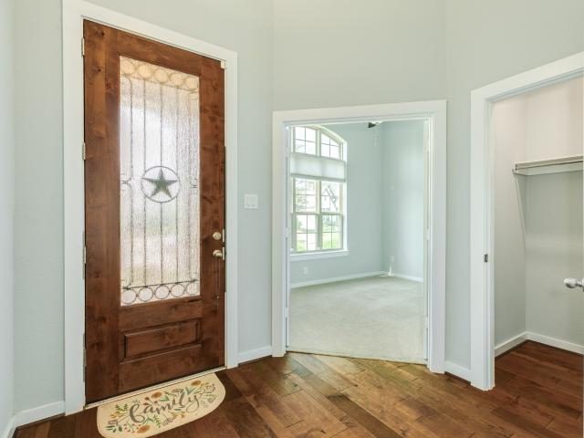 4015 Shackleton Court