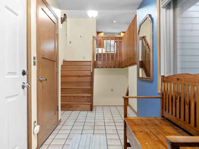 4016 Mary Dr