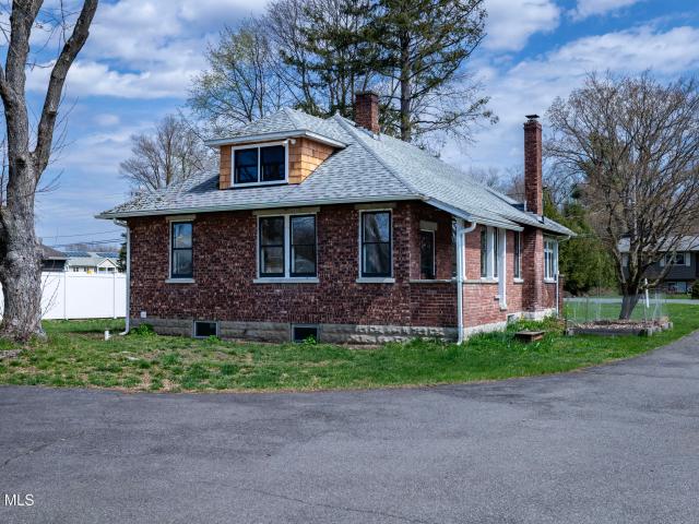 4018 Chatham Street