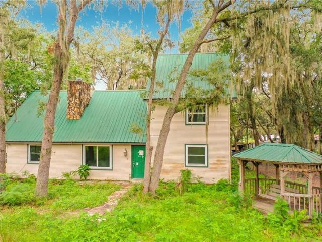 40105 Palm St, Lady Lake, FL 32159