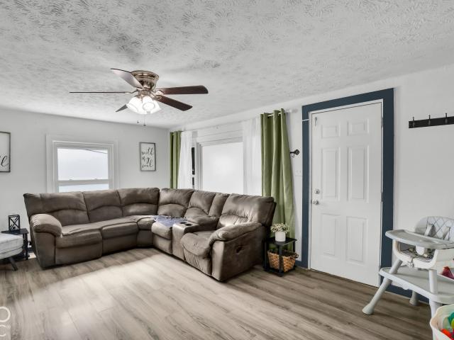 4010 N State Highway 7