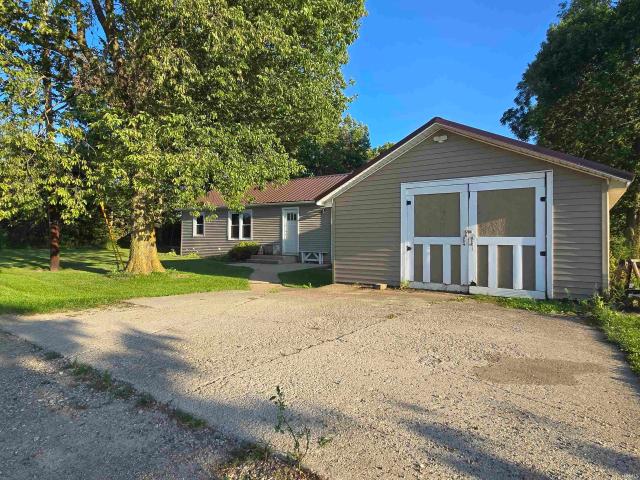 4010 E 600 N Road