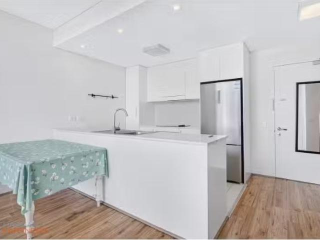 40/116 Easty Street, Phillip Apartment for rent Listed by Bai.
