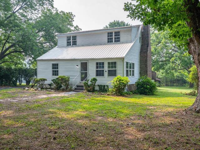 4011 Tobacco Road