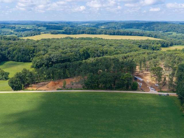4012 Back Creek Charolette Model Road