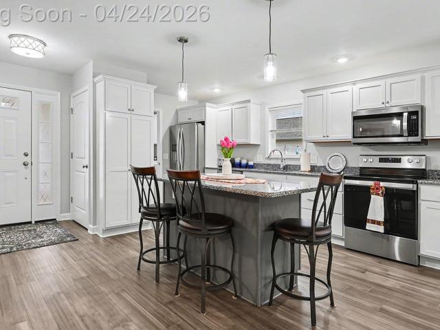 4013 Eastbridge Circle Road