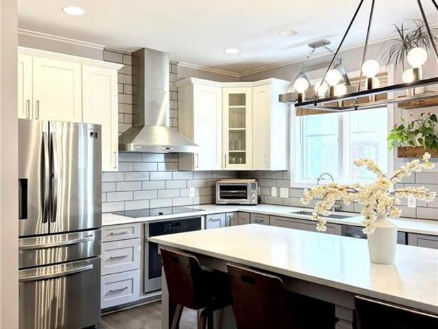 401 10th Street NW C208