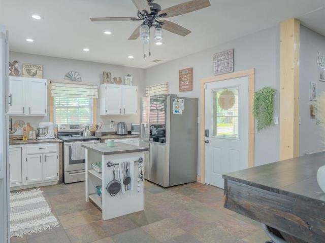 401 2nd Street
