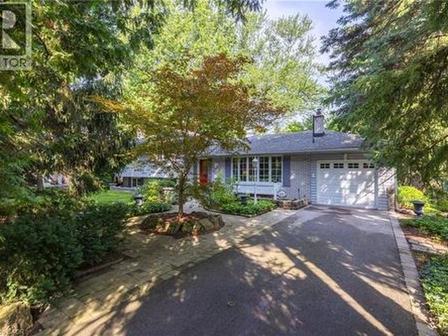 401 Cairncroft Road, Oakville, ON, L6J 4M8 house for sale | Listing ID 40856 | Royal LePage