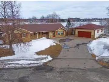401 Céline St, Tracadie, NB, E1X 1A4 house for sale Listing.