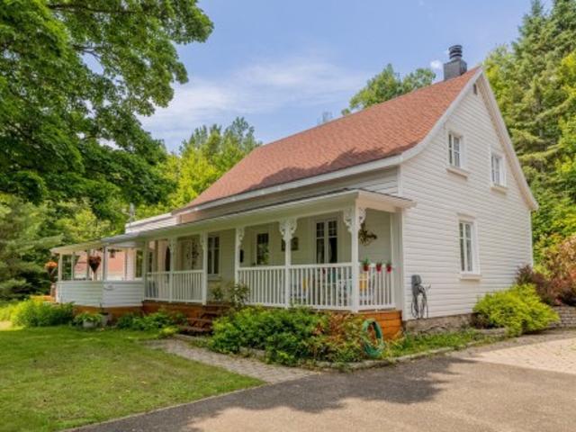 401 Ch. Du Sommet, Fossambault Sur Le Lac, QC, G3N 0M6 house for sale | Listing ID 19766 | Royal LePage