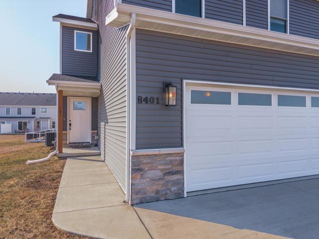 401 B Jenny Ln, Heyworth, IL 61745 | MLS #12569