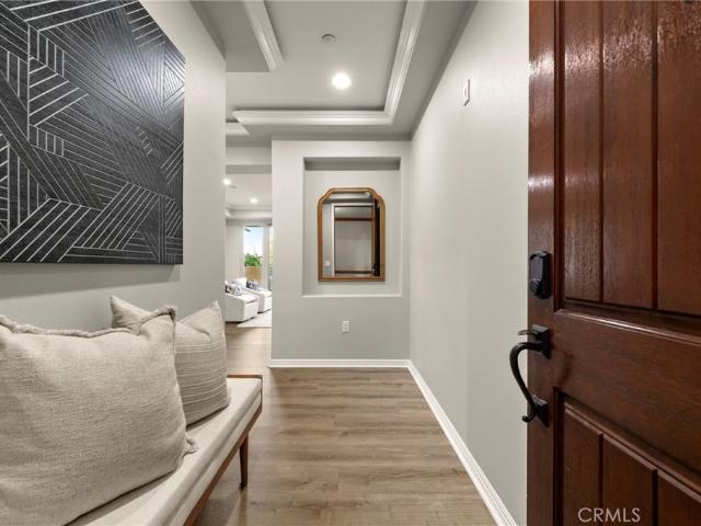 401 Bernard Street 211