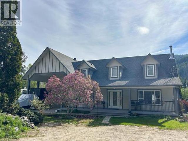 401 Gillis Avenue, Sicamous, BC, V0E 2V1 house for sale | Listing ID 10386 | Royal LePage