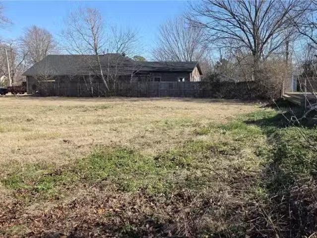 401 E VELMA AVE, SPRINGDALE, AR 72764